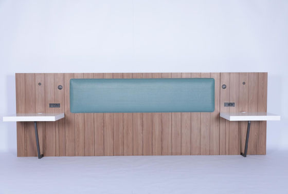 Modern Simple Hotel Solid Wood King Headboard với hai bàn ngủ