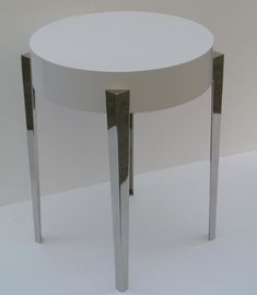 Giá tốt. Wooden Top Round Metal Side Table For Coffee Shop , Wood Top End Tables trực tuyến