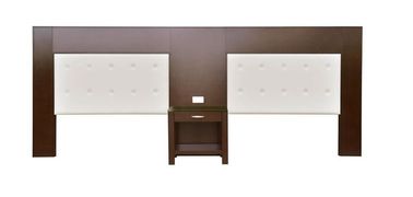 Giá tốt. Walnut Solid Wood Headboard For Queen Beds With Power Hubs , Dark Color trực tuyến