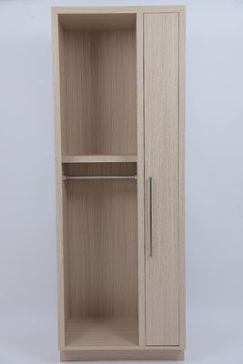 Giá tốt. Phòng quần áo tự động Phòng quần áo gỗ hiện đại Cho khách sạn Hilton trực tuyến