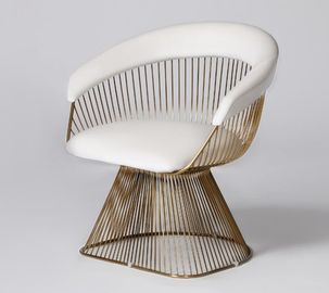 Giá tốt. White Velvet Fabric Living Room Couches With Polished Brass Metal Bas trực tuyến